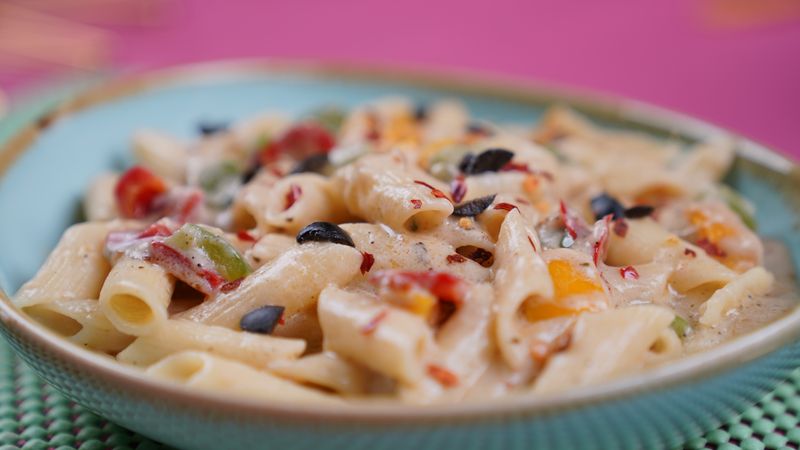mac and cheese creamy side
